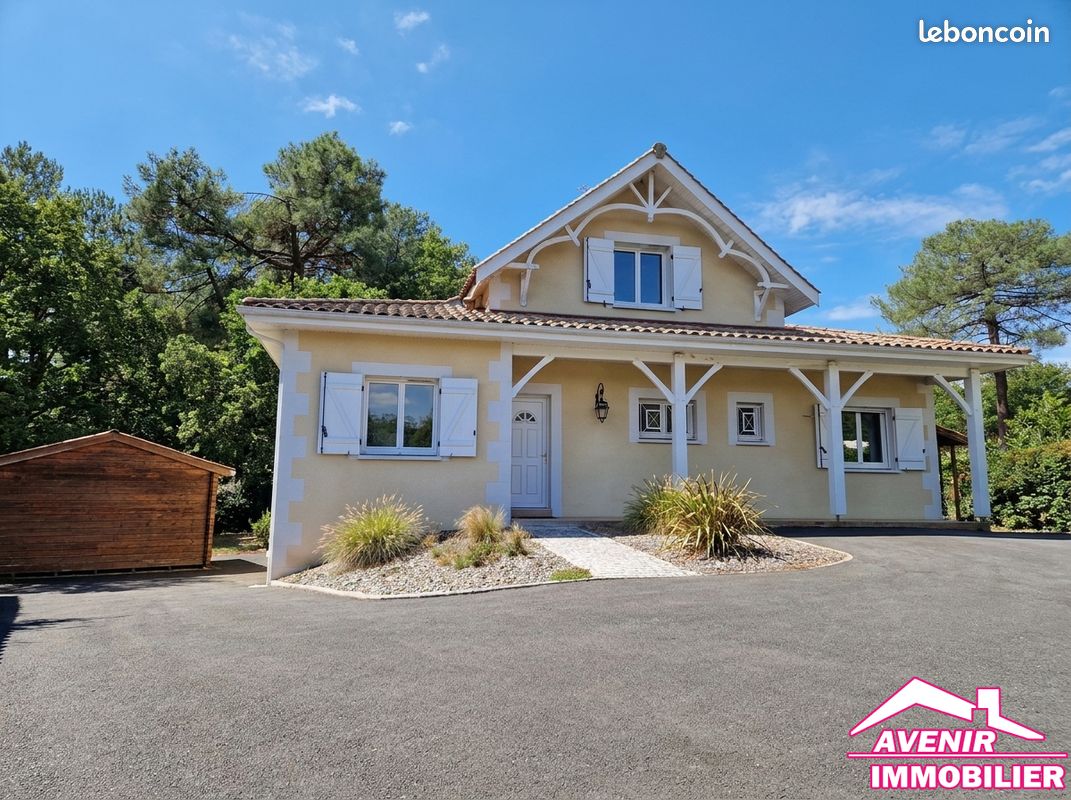 Maison 6 pièces 144 m² · à Lacanau · 144 m² · 549 000 €