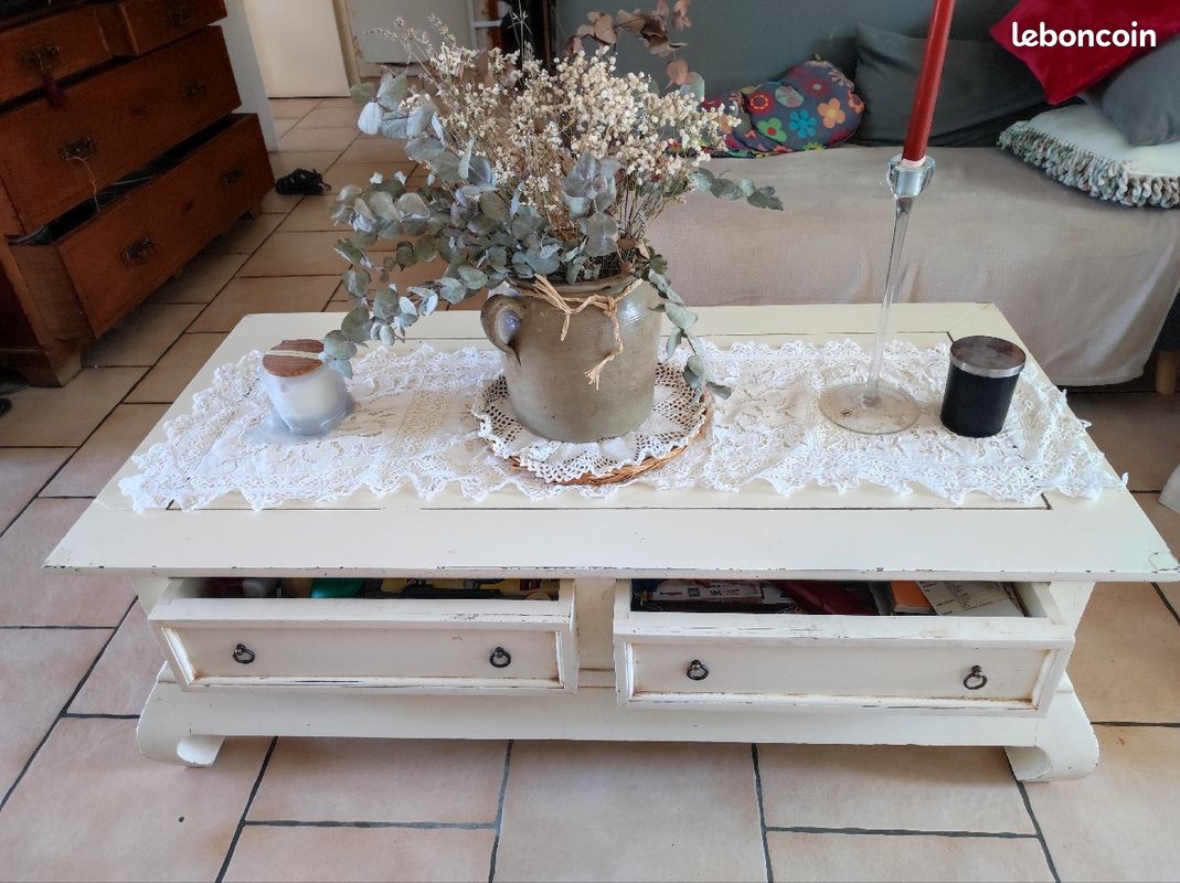 Petite table massif cherche son/sa nouvelle propriétaire ☺️ (image 4)