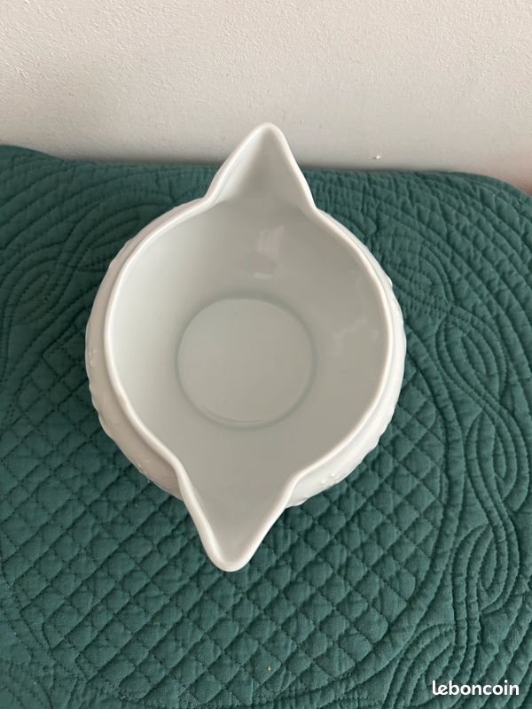 Jolie saucière porcelaine blanche de Limoges (Deshoulières - California) (image 6)