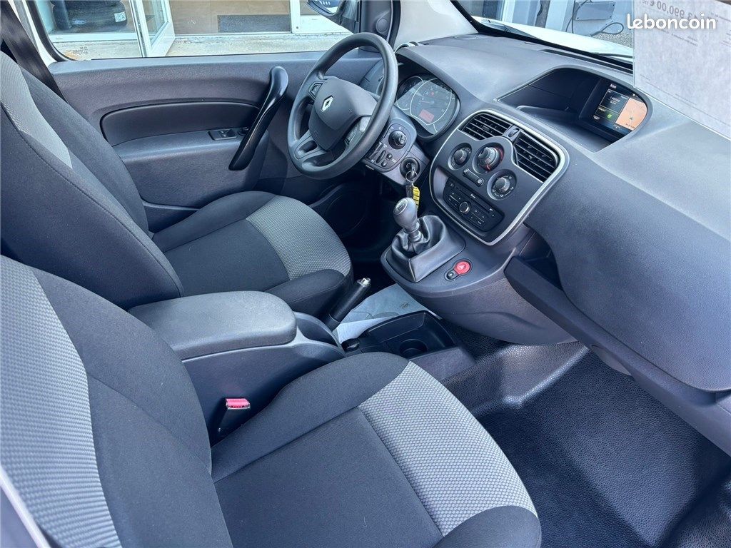 Renault Kangoo BLUE DCI 95 Business (image 12)