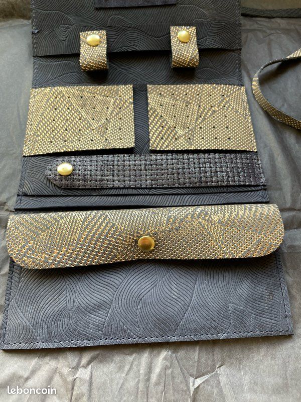 Pochette porte bijoux (image 5)