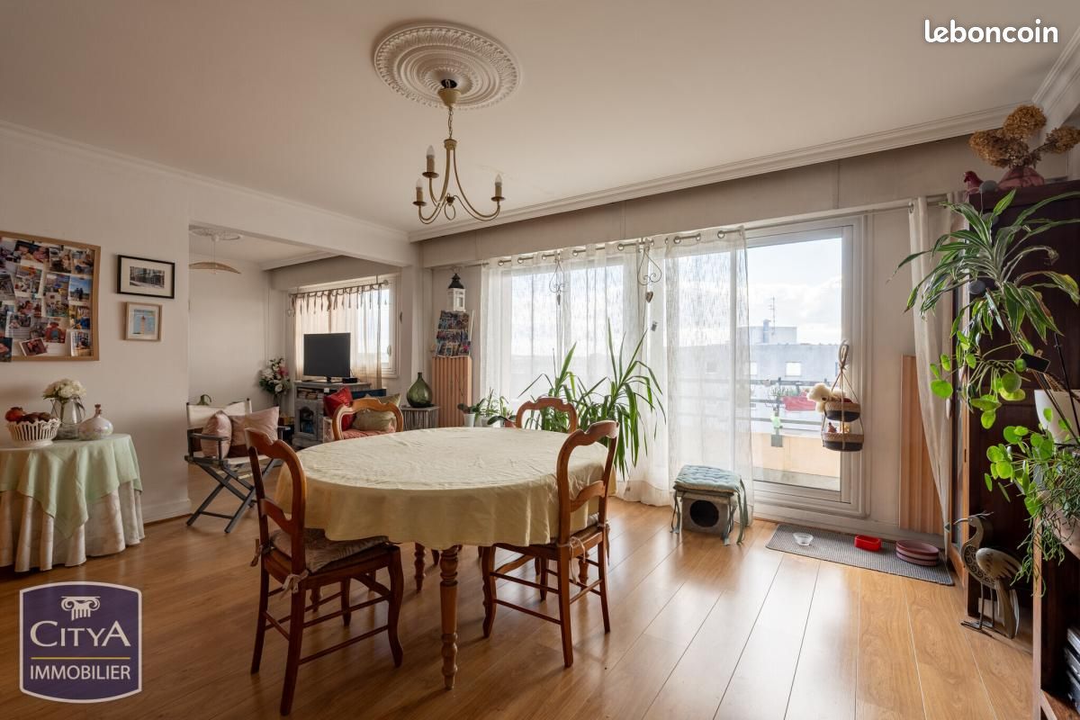 Appartement 4 pièces 93 m² · au Mans · 93 m² · 110 000 €