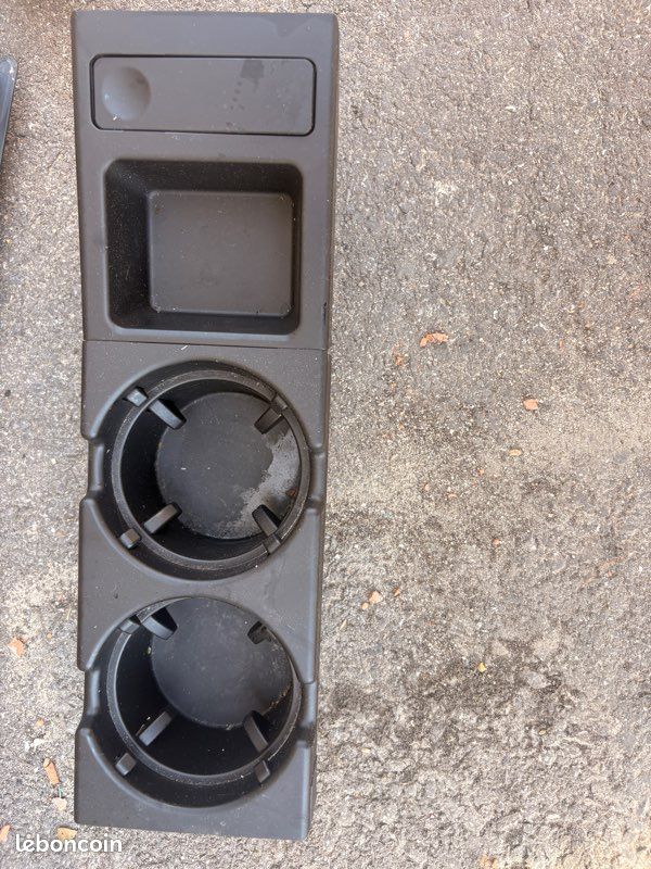 Porte gobelet e46 avec monnaie (image 1)
