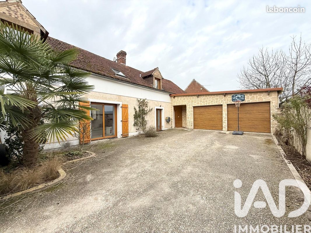 Maison 5 pièces 138 m² · à Noailles · 138 m² · 244 000 €