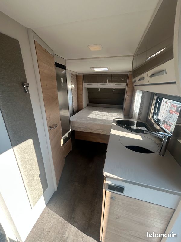 Caravane Dethleffs Nomad 530DR (image 3)