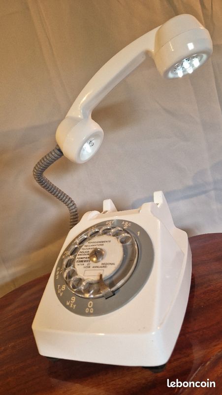 Téléphone led lampe (image 1)