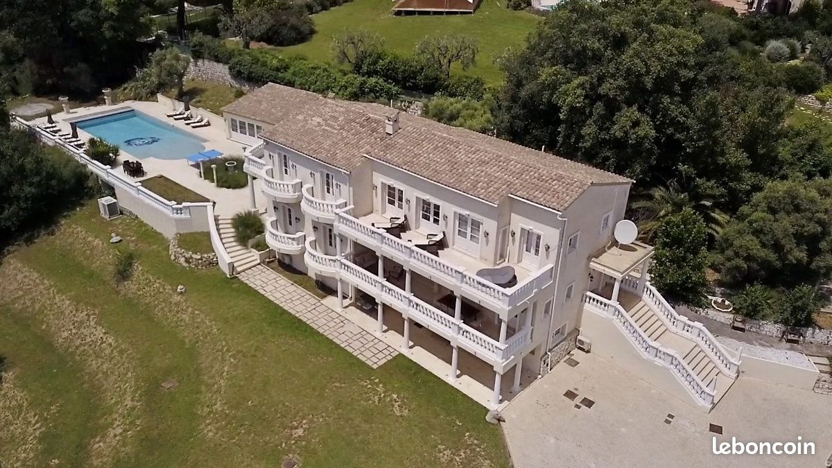 Maison 11 pièces 385 m² · à Tourrettes-sur-Loup · 385 m² · 2 995 000 €