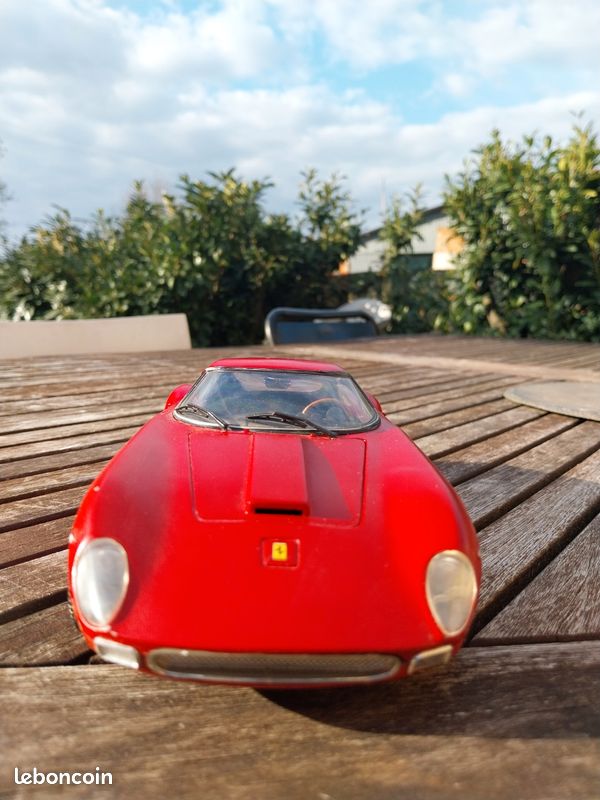 Voiture 1/43 Jouef Evolution 1964 Ferrari 250 GTO 64 Voiture 1/43 Jouef Evolution 1964 Ferrari 250 GTO 64