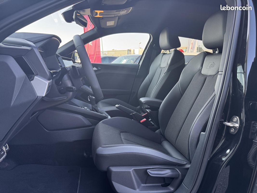 AUDI A1 Sportback 30 TFSI 116 ch S tronic 7 S Line (image 32)