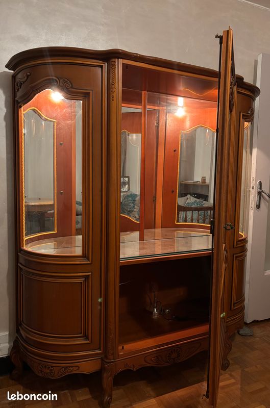 Buffet avec miroirs et lumières (image 5)