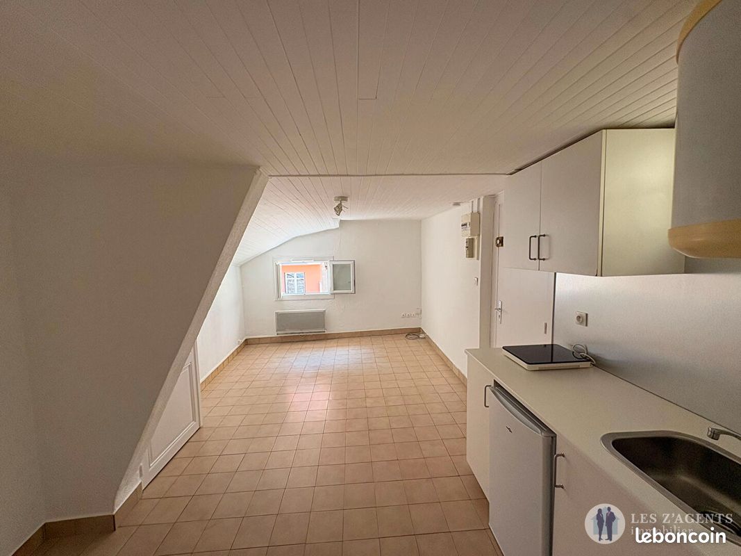 Appartement 1 pièce 18 m² · à Grenoble · 18 m² · 365 €/mois