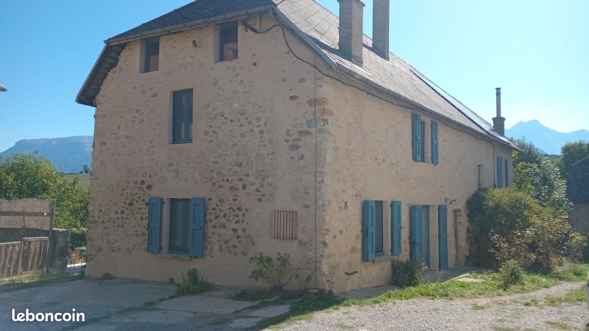 Appartement 2 pièces 48 m² · à Prébois · 48 m² · 560 €/mois