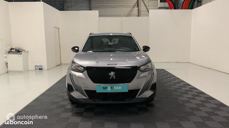 Peugeot 2008 1.2 PureTech 100ch S&S Style (image 2)