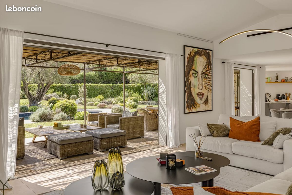 Maison 7 pièces 234 m² · à Mougins · 234 m² · 3 180 000 €