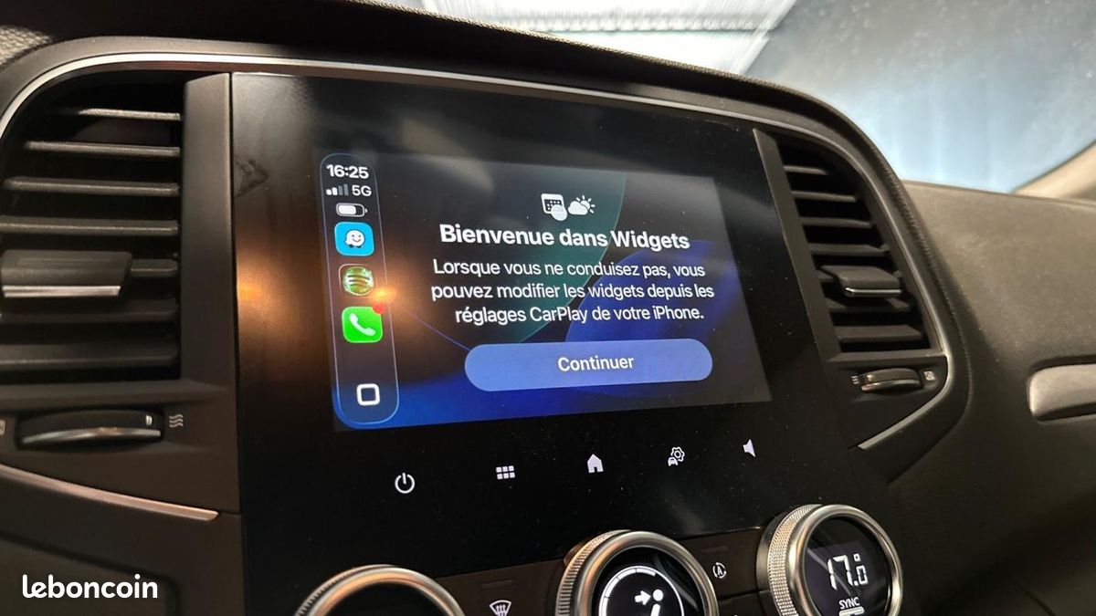 Renault Mégane IV Berline dCi 115 Evolution Car Play (image 22)