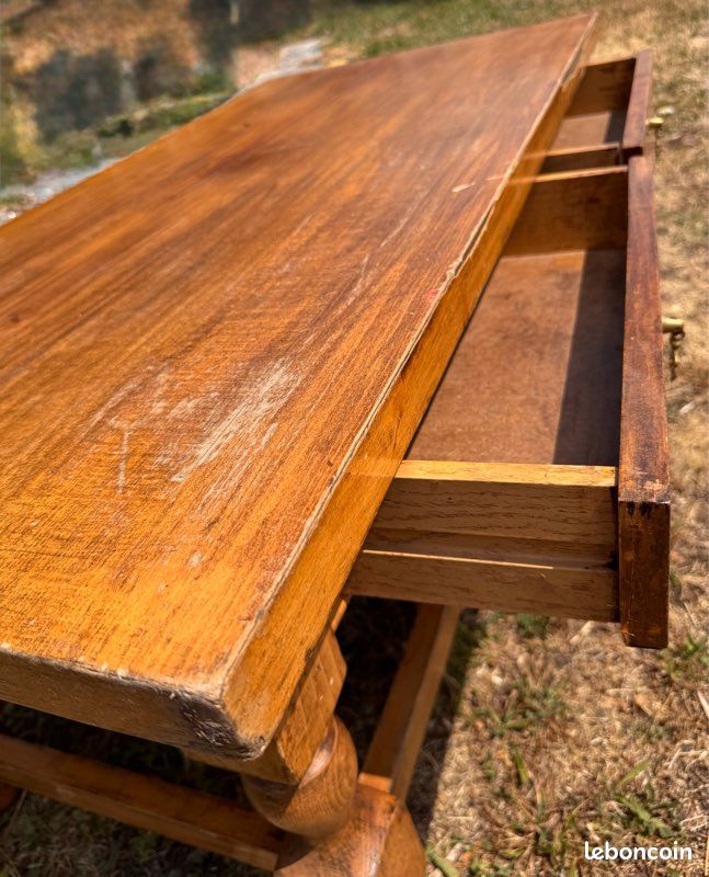 Table basse en bois 120 × 60 cm – 2 tiroirs – Style rustique (image 5)