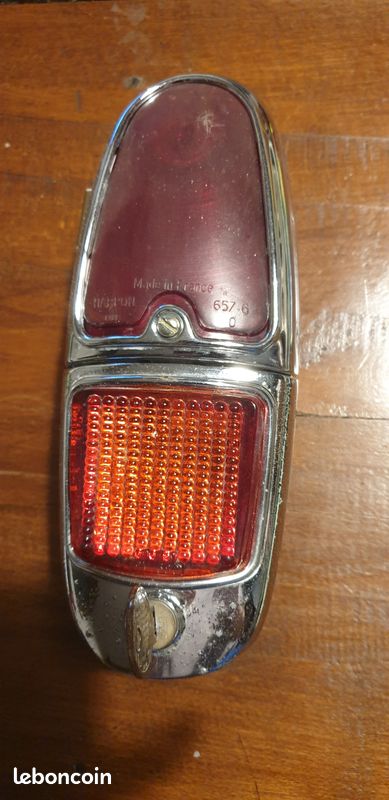 Peugeot 403 (image 1)
