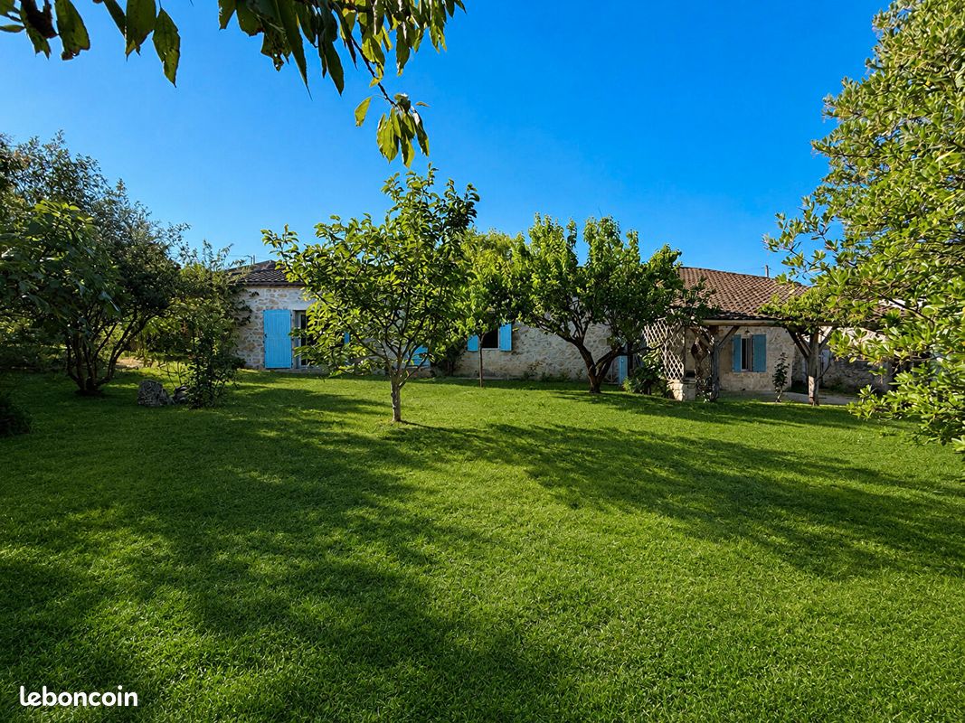 Maison 4 pièces 130 m² · à Saint-Antoine-de-Ficalba · 130 m² · 308 500 €