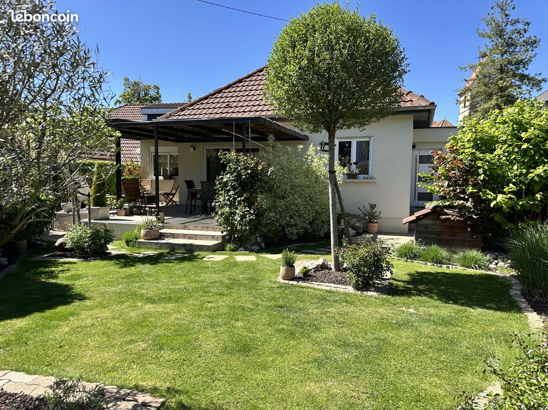 Maison 5 pièces 130 m² · à Brunstatt-Didenheim · 130 m² · 468 000 €