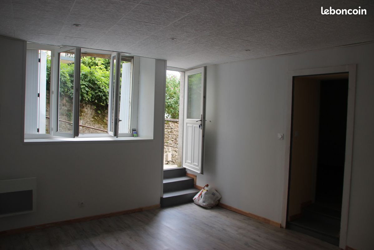 Appartement 2 pièces 48 m² · à Pouzauges · 48 m² · 490 €/mois