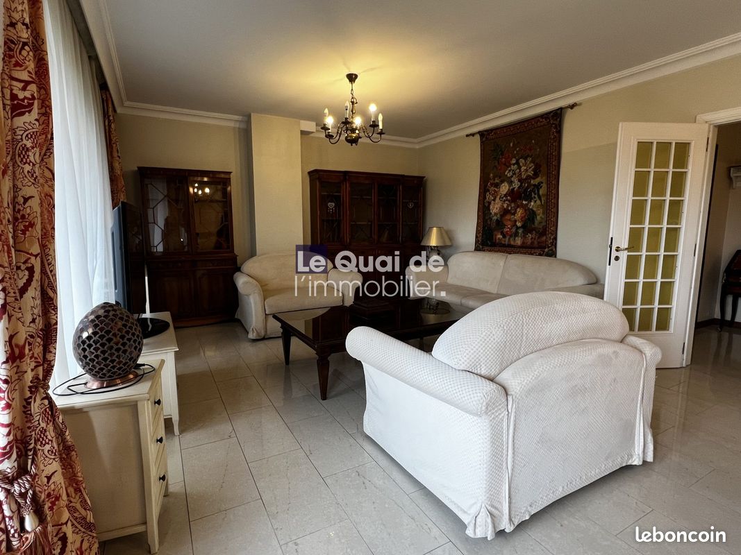 Appartement 3 pièces 107 m² · à Échirolles · 107 m² · 1 490 €