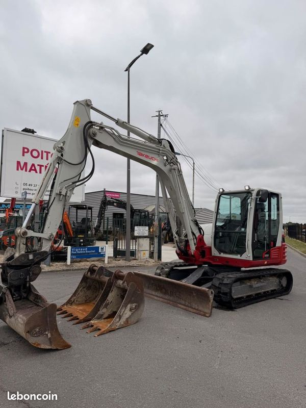 Takeuchi TB290-2 (image 4)