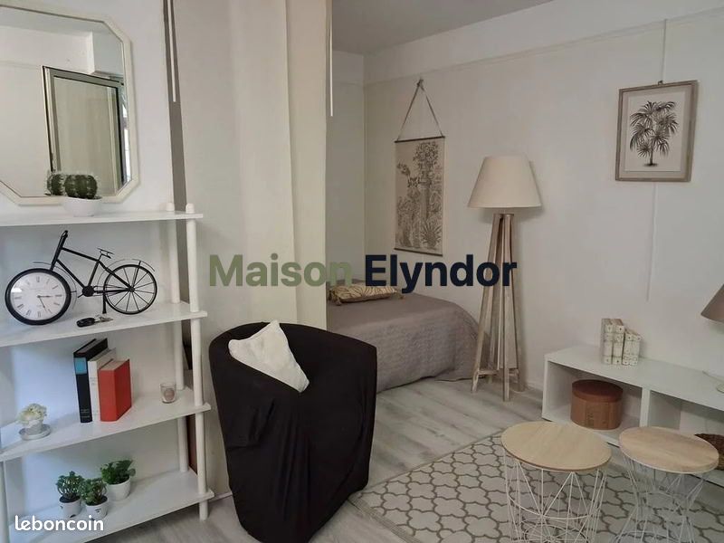 Appartement 1 pièce 25 m² · à Courbevoie · 25 m² · 840 €/mois