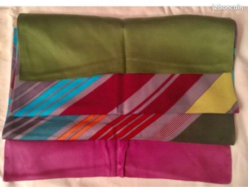 Étole Foulard Devernois. Valeur 135 EUR (image 3)