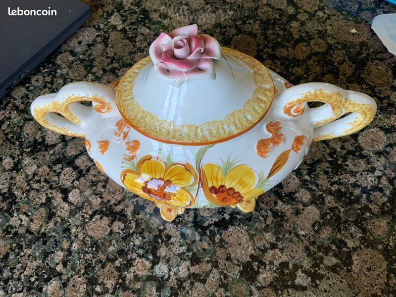 ANCIENNE SOUPIÈRE + Plateau Décor MOUSTIERS Céramique Tradition Vintage
