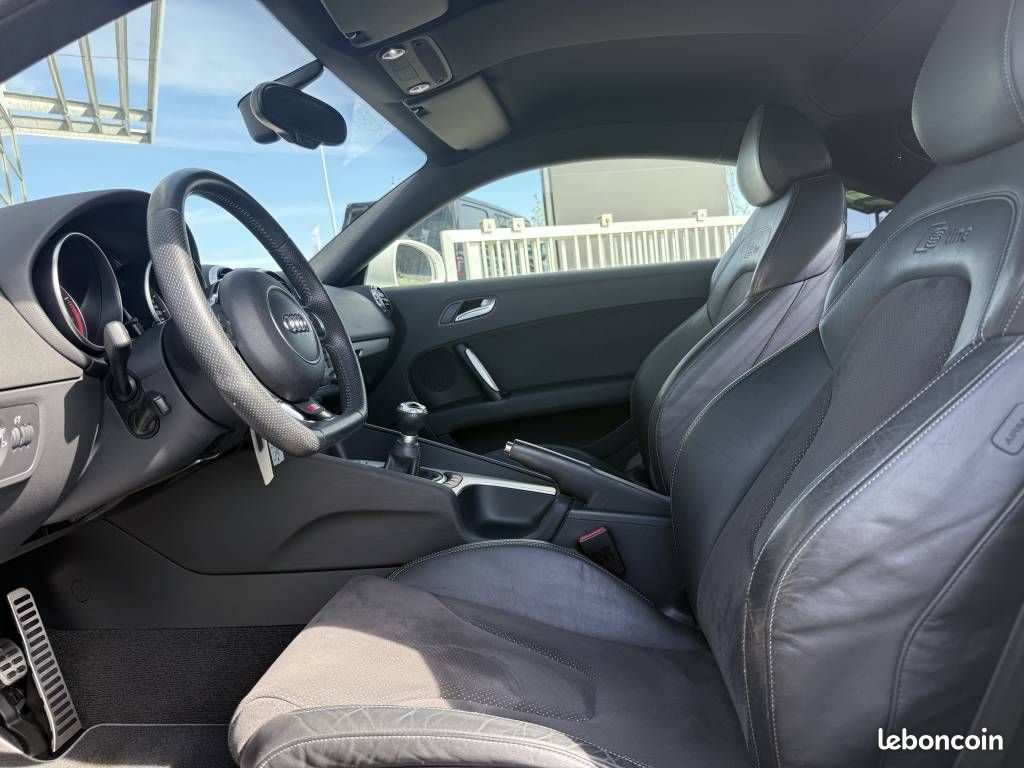 Audi TT Coupé 2.0 TFSI 211 S line 2P (image 7)