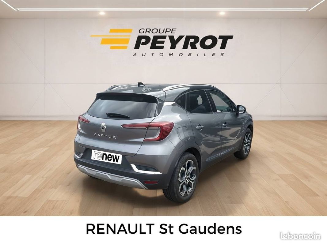 RENAULT Captur TCe 90 Techno (image 5)