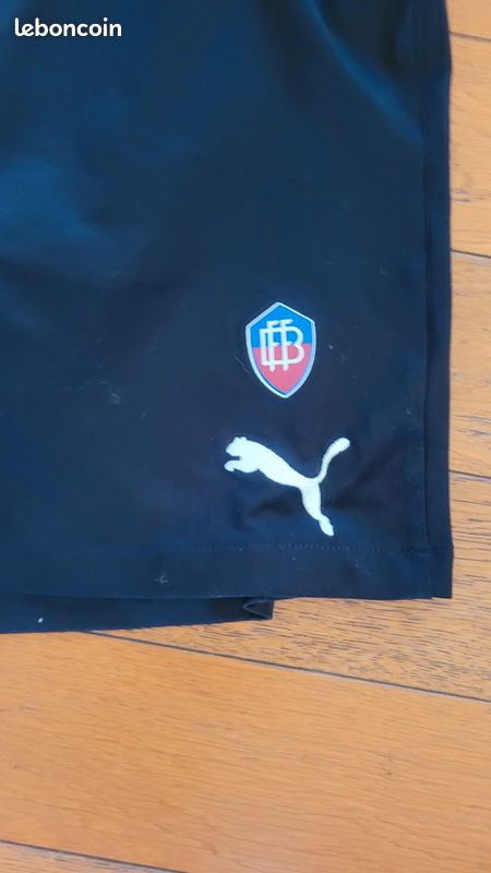 Short taille M de foot (image 2)