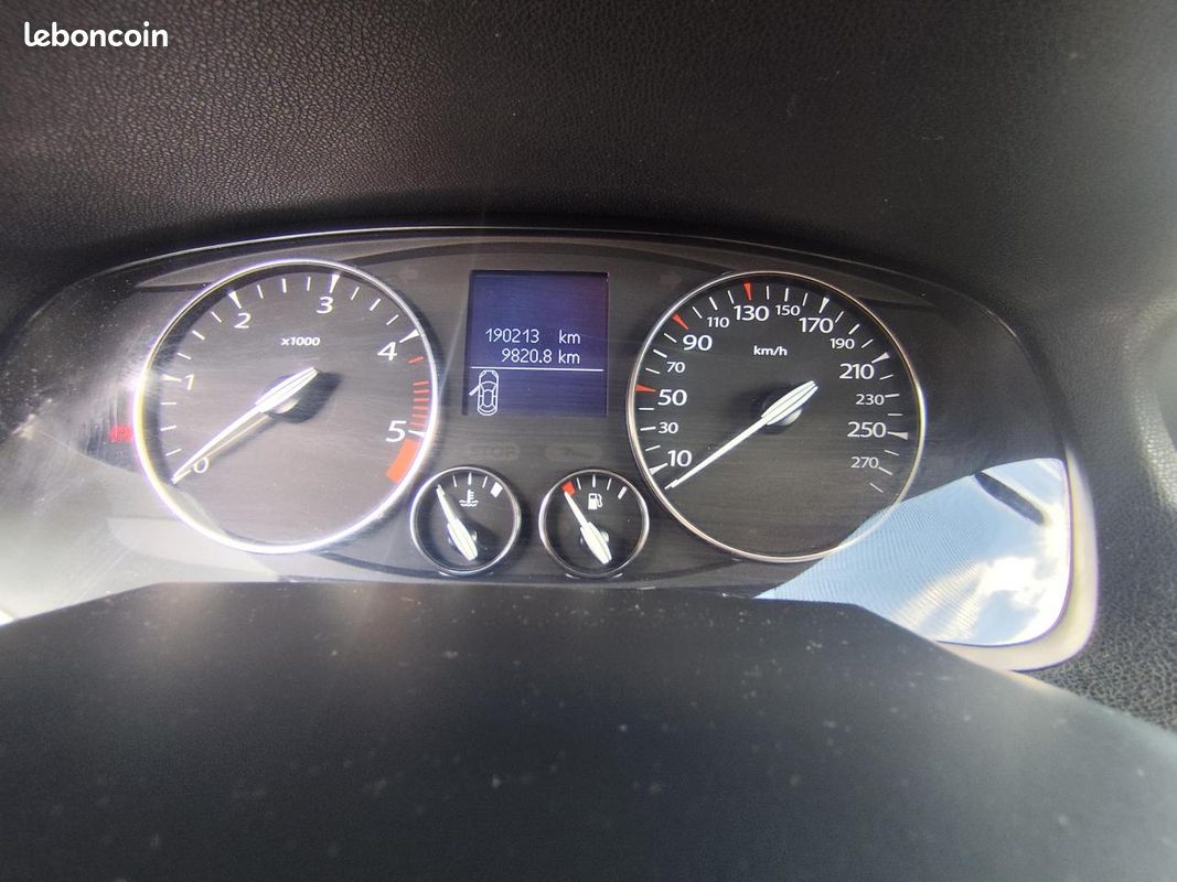 RENAULT LAGUNA 1.5 dCi - 110 III BERLINE Authentique PHASE 1 (image 18)