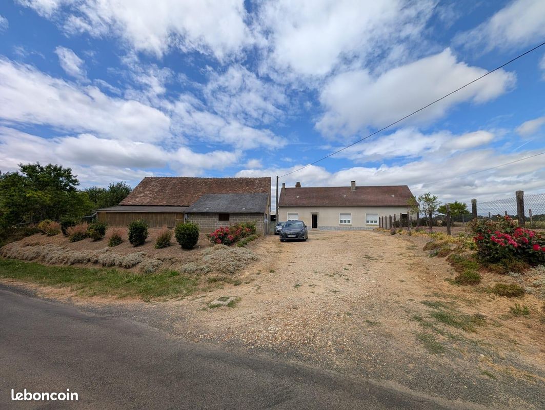 Maison 3 pièces 75 m² · à Mayet · 75 m² · 137 800 €