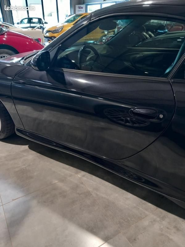 Porsche 911 CARRERA 4 996 Cabriolet 3.6i 4S (image 12)