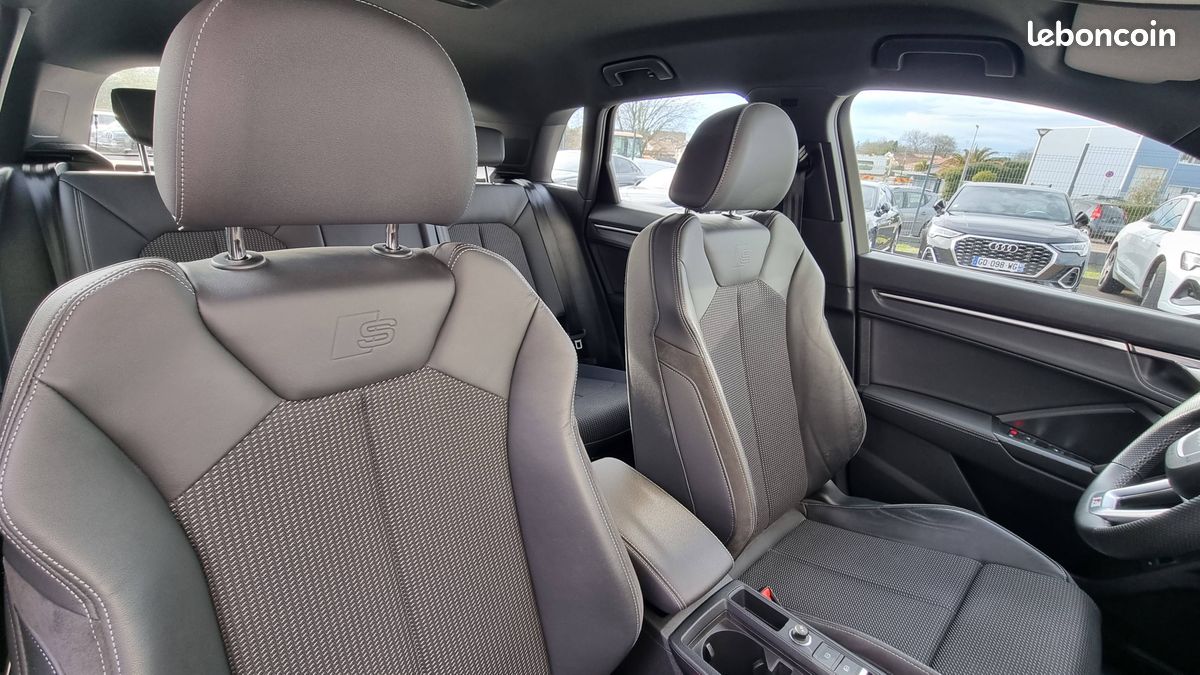 AUDI Q3 45 TFSIe 245 ch S tronic 6 S line (image 13)