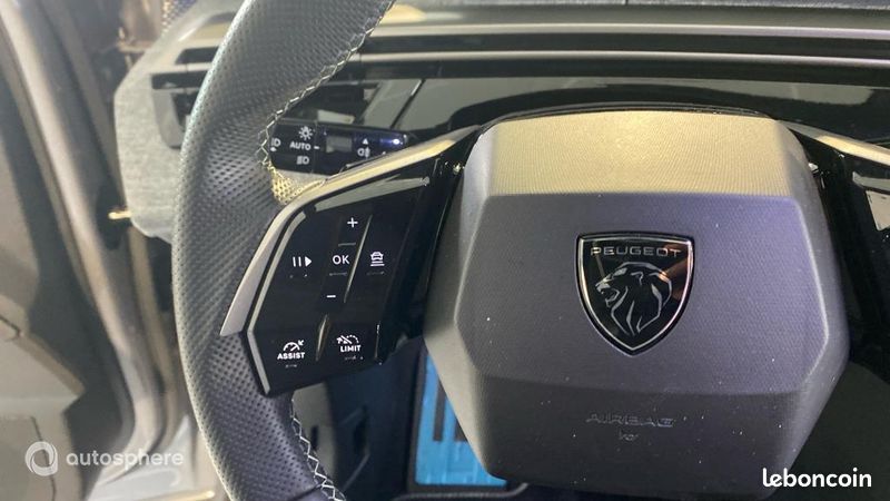 Peugeot 3008 1.2 Hybrid 145ch GT e-DCS6 (image 25)