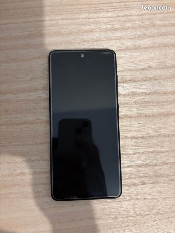 Samsung Galaxy A51 (image 4)