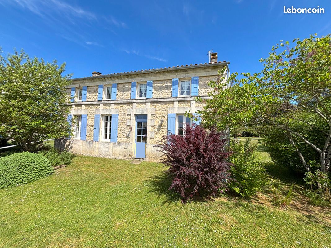 Maison 5 pièces 143 m² · à Balanzac · 143 m² · 309 500 €