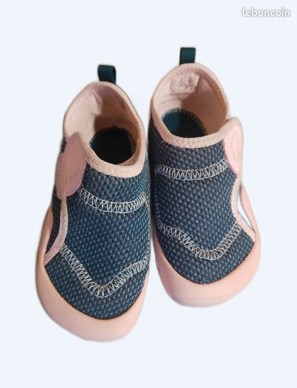 Chausson de gym taille 26 Chaussures