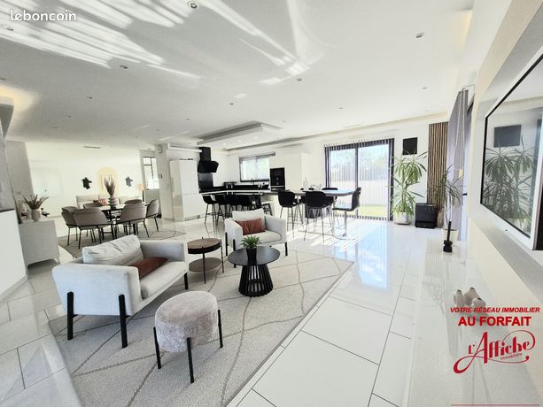 Villa 5 pièces 170 m²