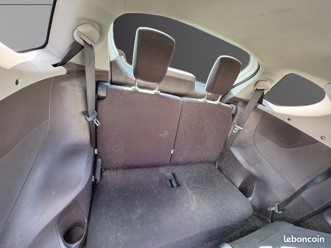 TOYOTA iQ iQ² 68 VVT-i MultiDrive, Boite Auto, Garantie 12 mois (image 4)