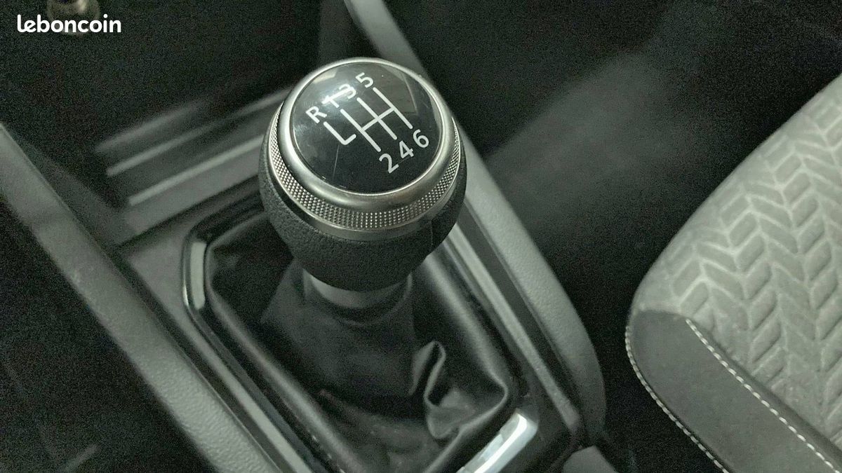 Renault clio e tech full hybrid 145 ch gsr2 techno (image 15)
