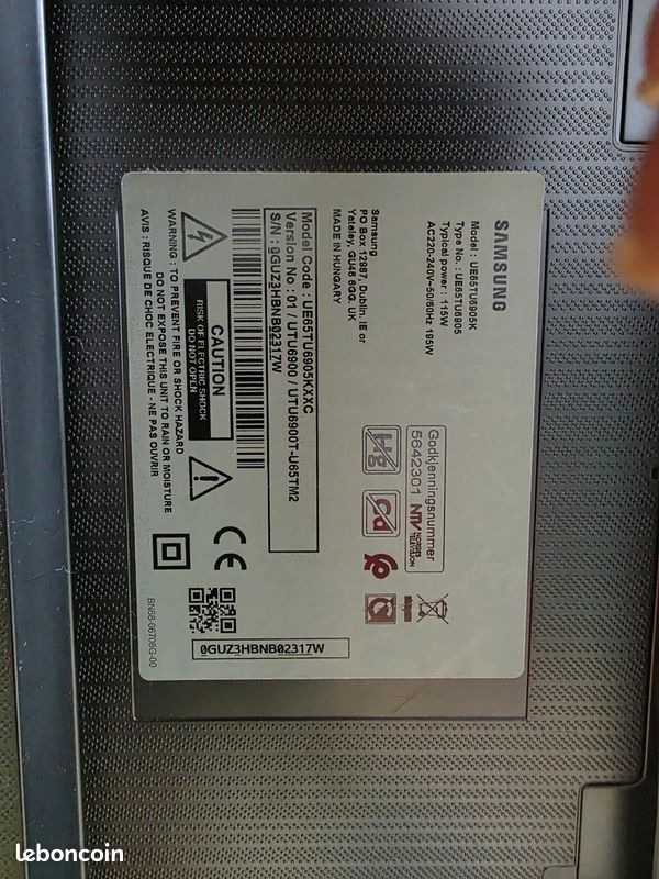 Vente tv samsung 65 pouces pour pieces écran cassé (image 2)
