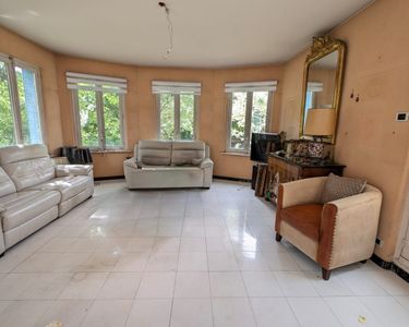 Maison 890 000 € - 251 m²
