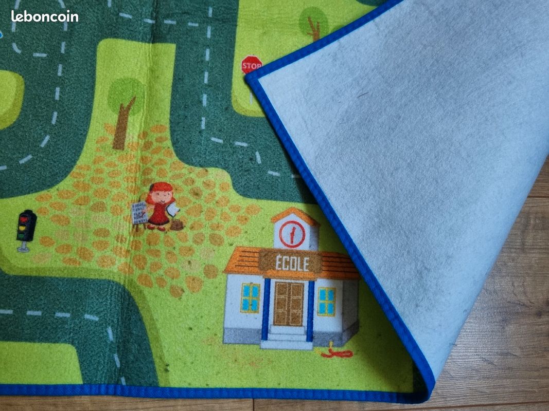 Tapis course de voitures (image 2)