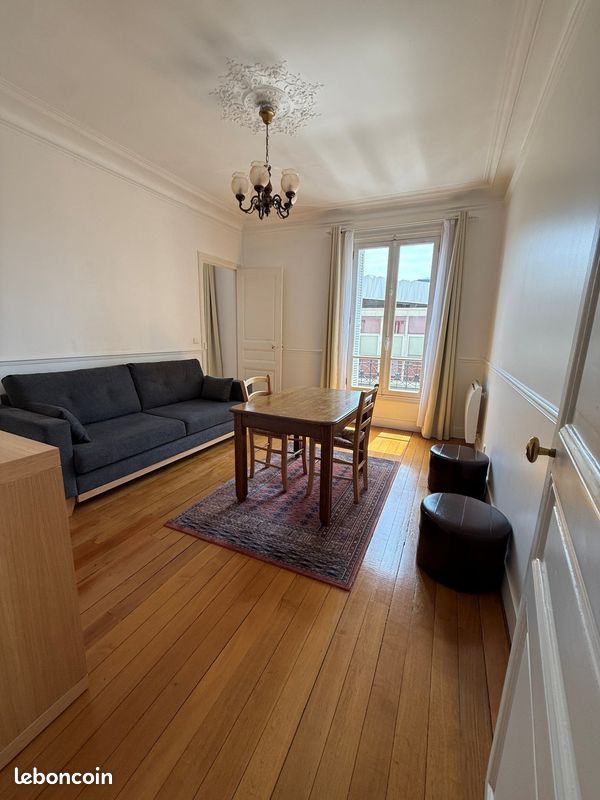 Appartement 2 pièces 52 m² · à Nanterre · 52 m² · 1 220 €