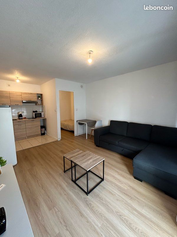 Appartement 1 pièce 28 m² · à Saint-Julien-en-Genevois · 28 m² · 1 000 €