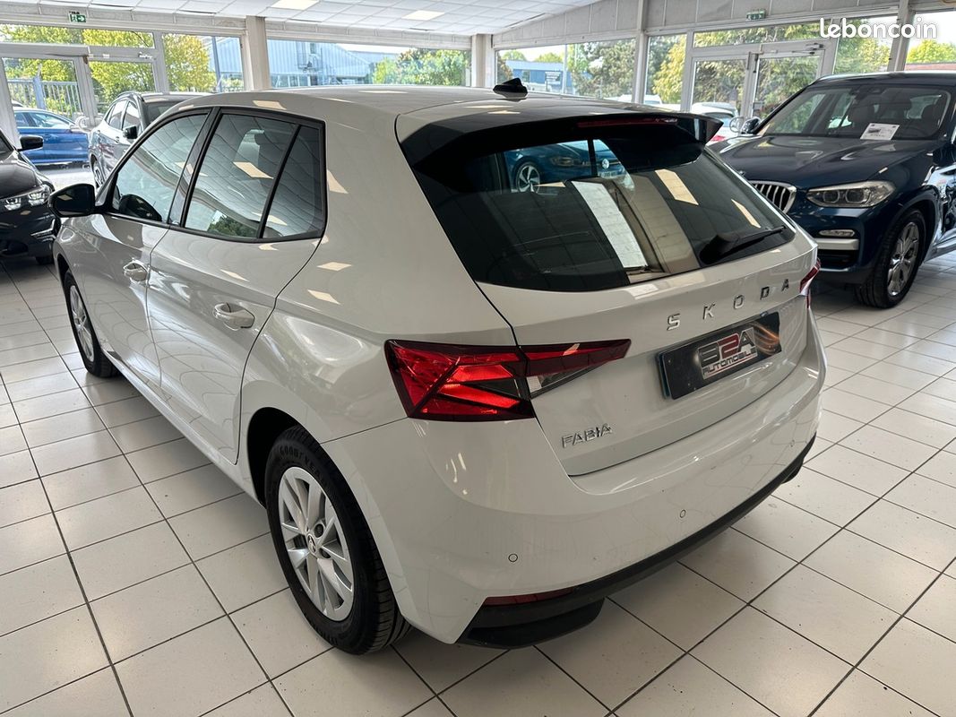 Skoda Fabia IV 1.0 TSI 95 CH SELECTION EXPORT ALGERIE 2024 (image 9)