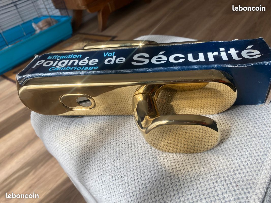 Hoppe Garniture de sécurité DIN-NORM PZ 72 Garniture de protection Béquille/Bouton modèle VERONA Laiton poli - inox (image 1)